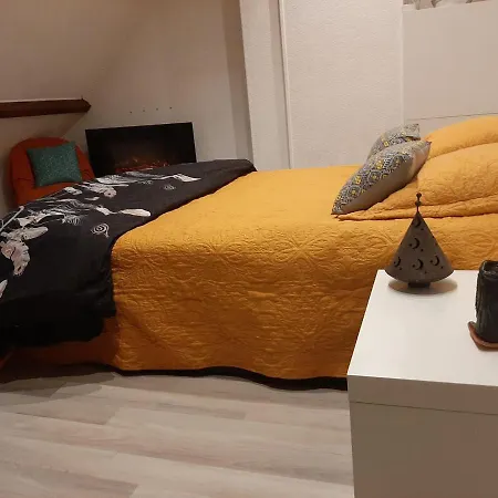 Blue Coral Homestay Villeneuve-Saint-Denis